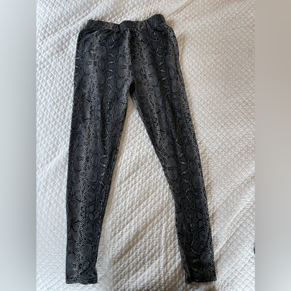 Snake Skin Leggings Soft like Cashmere